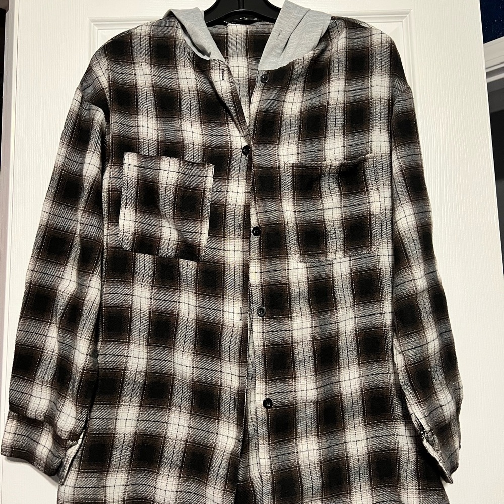 Oversized flannel top w/hoodie